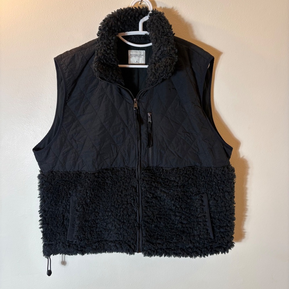 Abercrombie & Fitch Black Quilted Sherpa Mixed Media Puffer Vest‎ Size XL